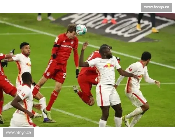 终场哨响主队三比二险胜客队登顶积分榜上演精彩逆转大战引爆全场